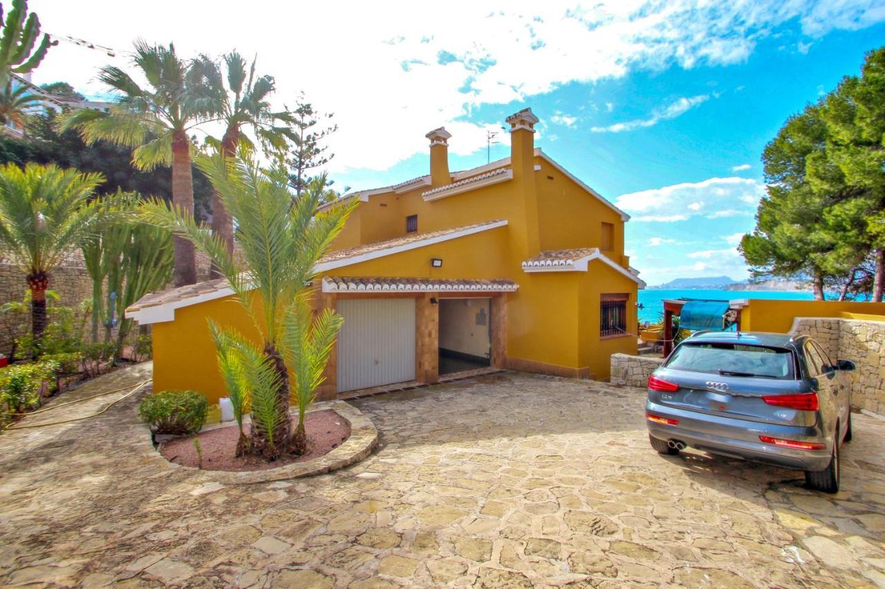 El Portet - Beachfront Holiday Home With Private Pool In Moraira Bagian luar foto